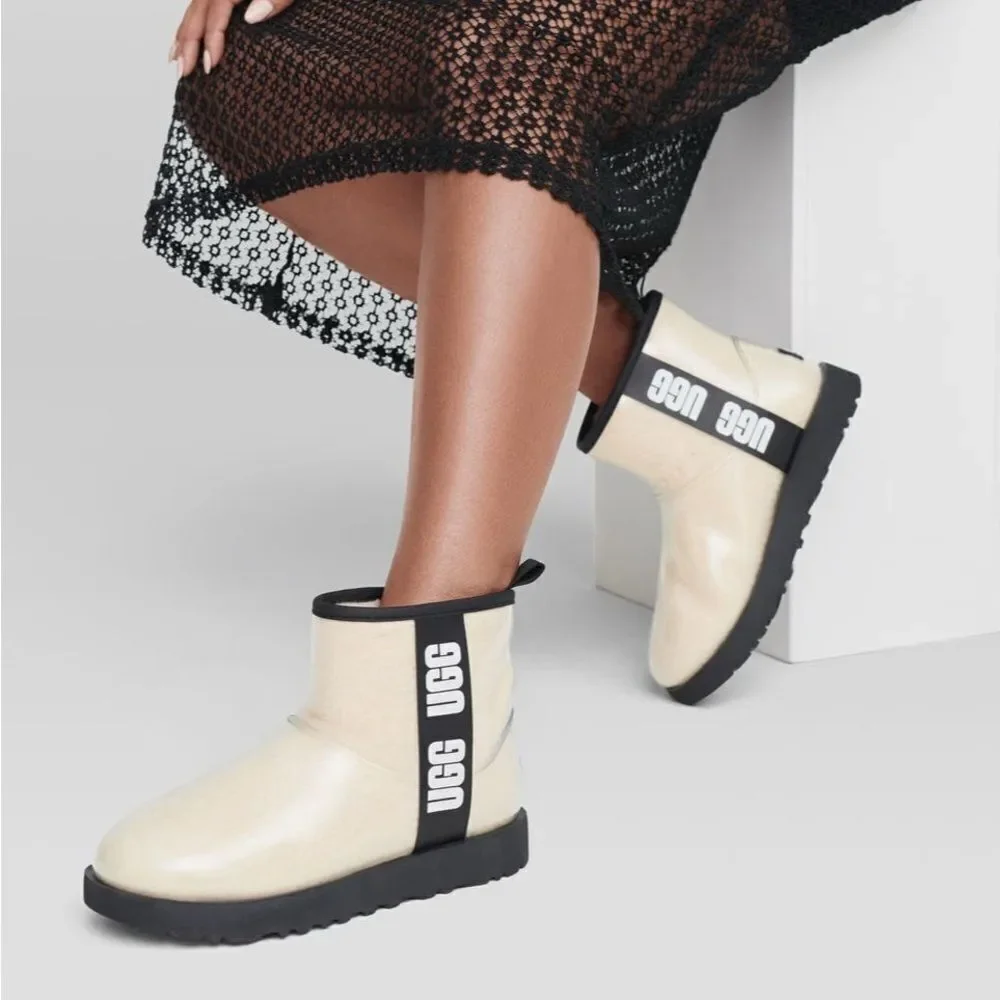 🎉Final Deal🎉UGG Kids Cream Boots